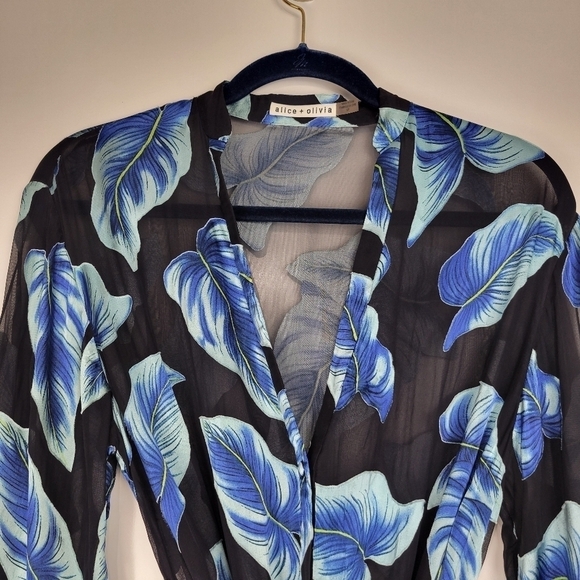 Alice + Olivia Rosario Tie Waist Blue Kimono Silk Blend Top Size Small - Picture 10 of 16